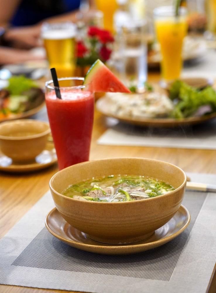 Somerset Hoa Binh Hanoi Buitenkant foto